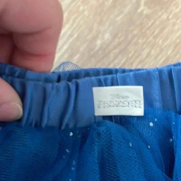 Disney Frozen II Elsa Sparkle Tulle Tutu Skirt Girls Size 5/6 Excellent - Picture 3 of 8